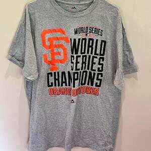 Majestic San Francisco Giants 2014 World Series Solid T-Shirt Gray Men's L